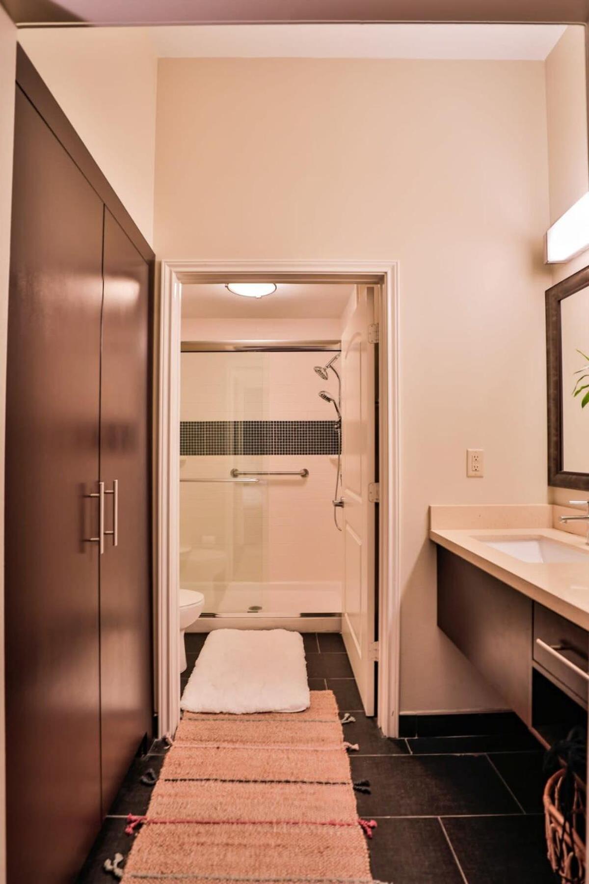 Free Parking Free Wifi With Kitchen Washer Dryer Relux Studio Group 2 Apartment ฮูสตัน ภายนอก รูปภาพ